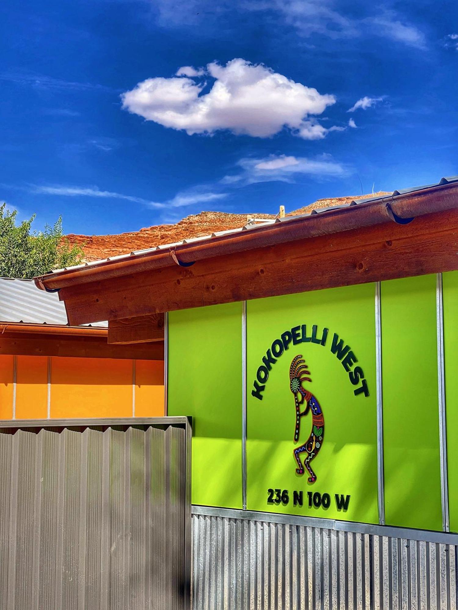 Downtown Kokopelli # 2- Newly Remodeled Stylish Studio Moab Luaran gambar
